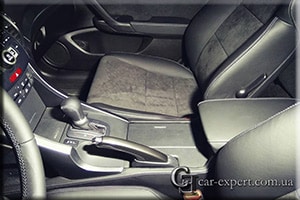 перетяжка салона алькантарой Honda Accord 8