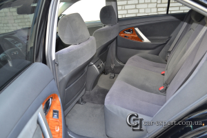 Перетяжка салона Toyota Camry v40