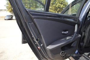 Перетяжка салона BMW E60 фото8