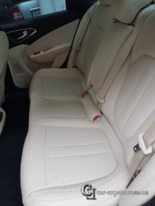 перетяжка салона chrysler 200 фото 6