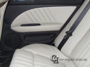Перетяжка салона кожей Alfa Romeo 159
