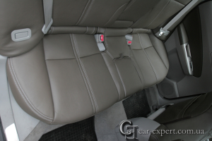 Перетяжка сидений Subaru Forester