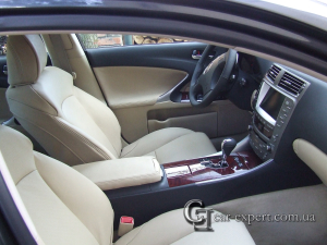 Перетяжка салона кожей lexus is250