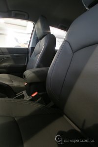 Перетяжка салона Mitsubishi ASX