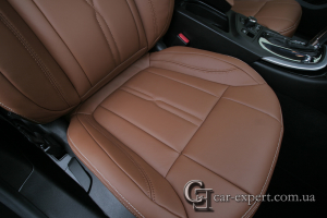 Перетяжка сидений Opel Insignia кожей
