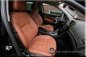 Перетяжка салона кожей Opel Insignia