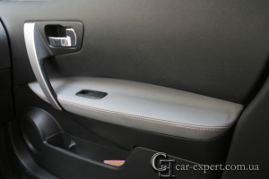 Перетяжка подлокотников Nissan Qashqai